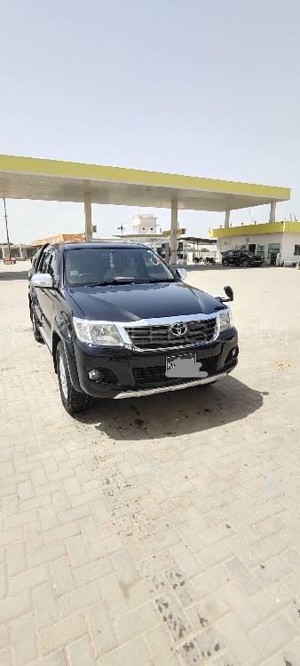 Toyota Hilux 2014 for Sale in Karachi Image-1