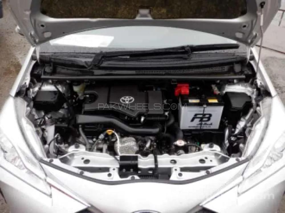 Toyota Vitz 2017 for Sale in Sialkot Toyota Vitz 2017 for Sale in Sialkot Image-13