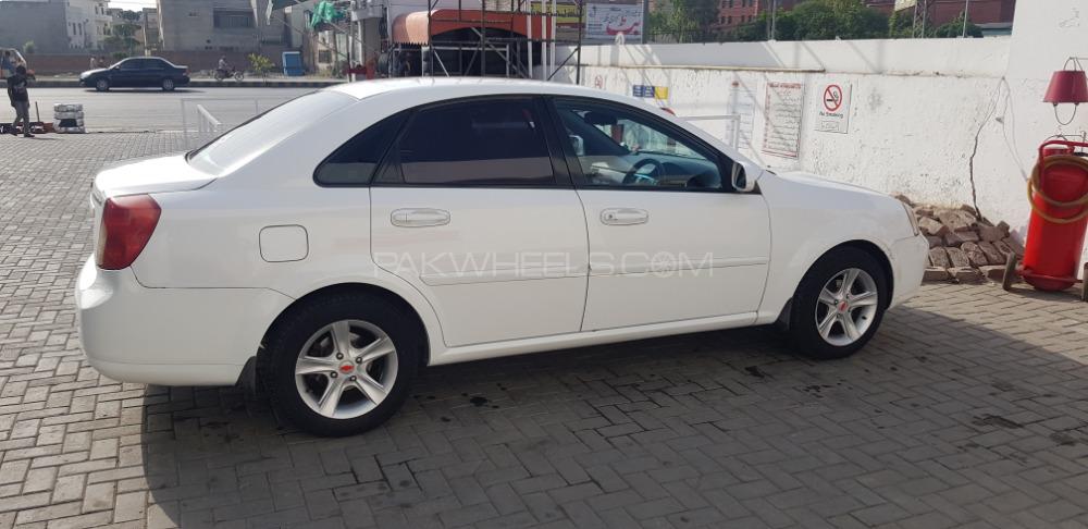 Chevrolet Optra 2005 for Sale in Lahore Chevrolet Optra 2005 for Sale in Lahore Image-7