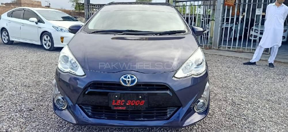 Toyota Aqua 2015 for Sale in Peshawar Image-1