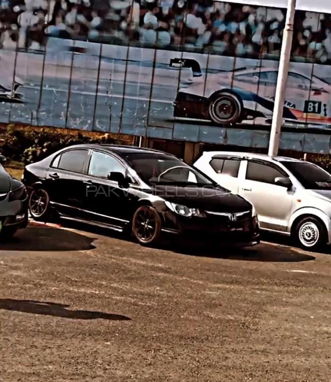 ہونڈا سوک - 2008  Image-1