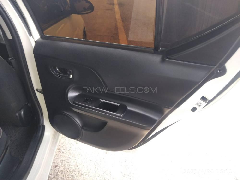 ٹویوٹا اکوا 2015 for Sale in اسلام آباد ٹویوٹا اکوا 2015 for Sale in اسلام آباد Image-12