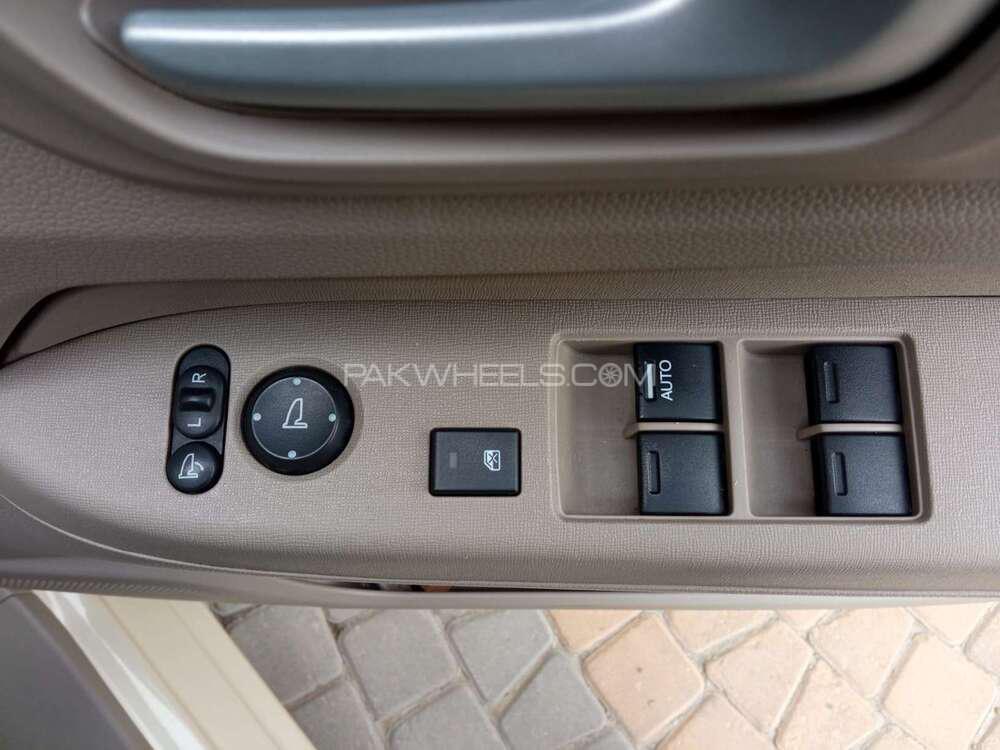 Honda N Wgn 2014 for Sale in Islamabad Honda N Wgn 2014 for Sale in Islamabad Image-13