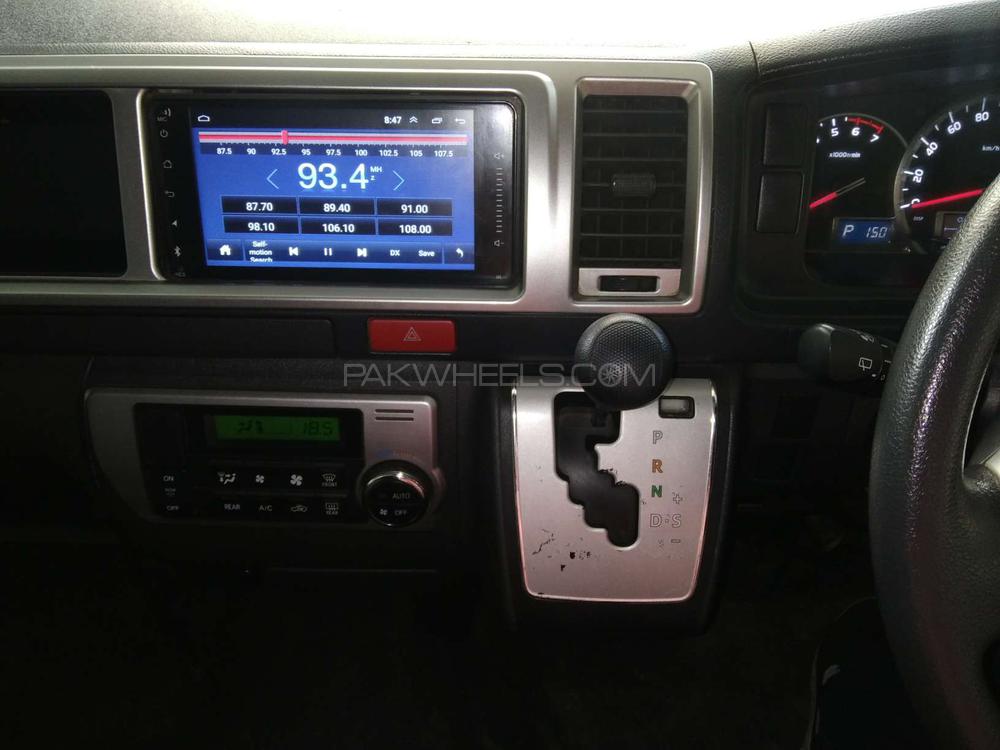 Toyota Hiace 2015 for Sale in Karachi Toyota Hiace 2015 for Sale in Karachi Image-6