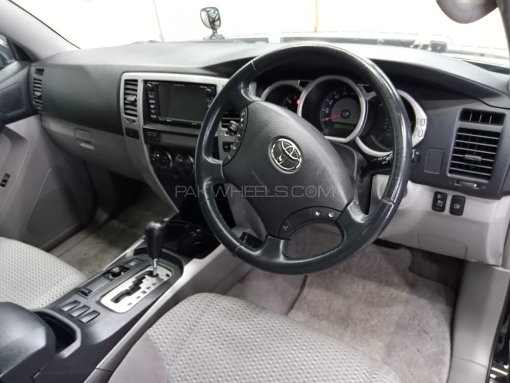 Toyota Surf 2004 for Sale in Rawalpindi Toyota Surf 2004 for Sale in Rawalpindi Image-8