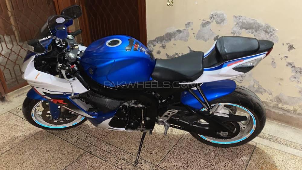 سوزوکی GSX-R600 2013 for Sale سوزوکی GSX-R600 2013 for Sale Image-3