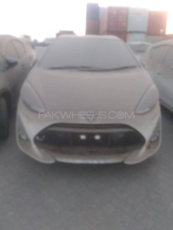 Toyota Aqua 2017 for Sale in Karachi Image-1