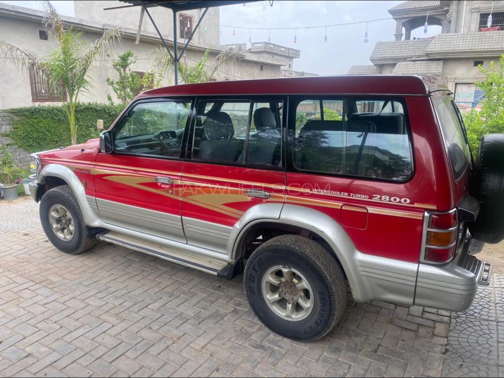 Mitsubishi Pajero 1997 for Sale in Sialkot Image-1