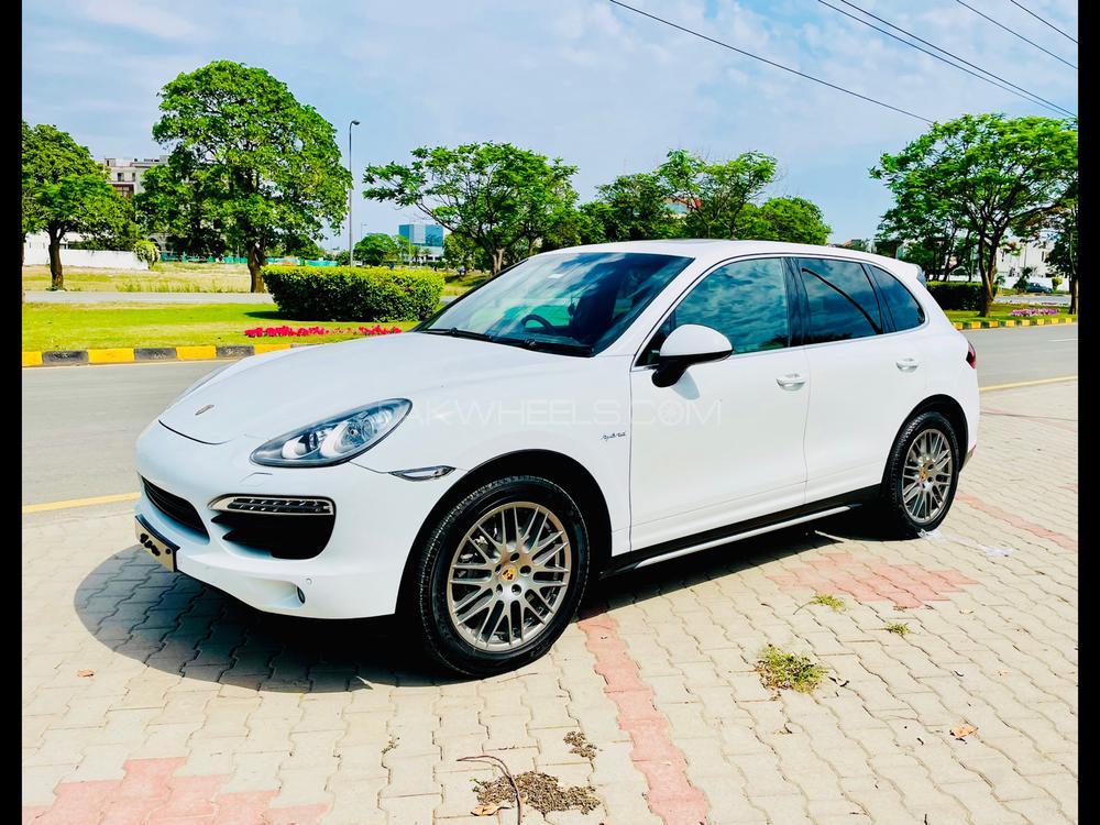پورشے کائین 2013 for Sale in لاہور Image-1