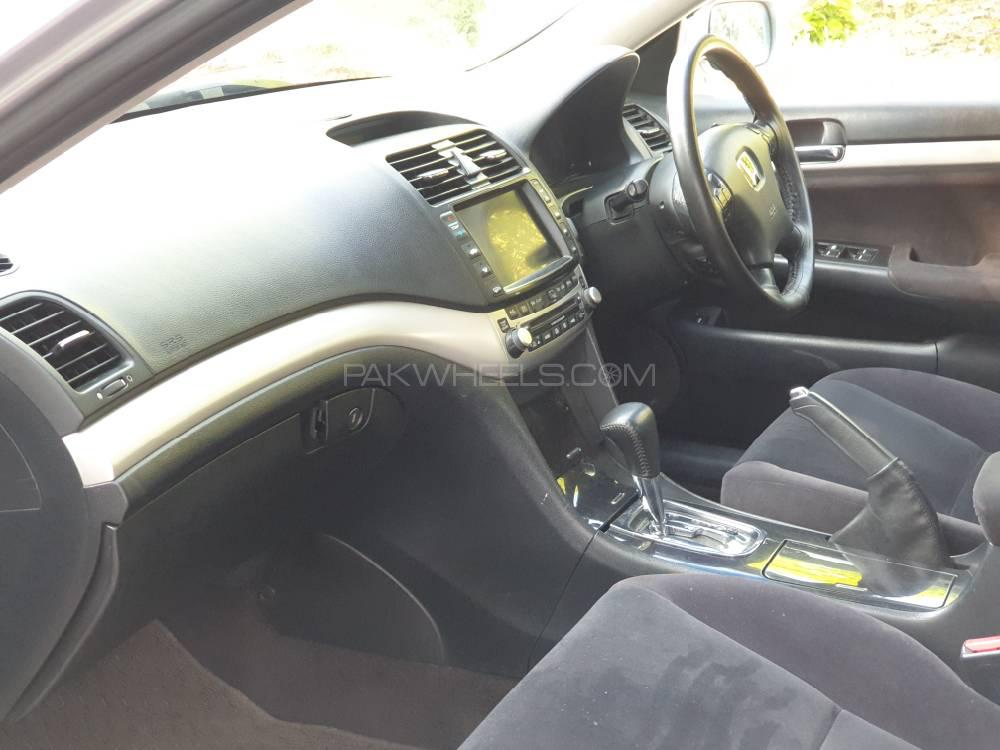 ہونڈا اکارڈ 2005 for Sale in لاہور ہونڈا اکارڈ 2005 for Sale in لاہور Image-7