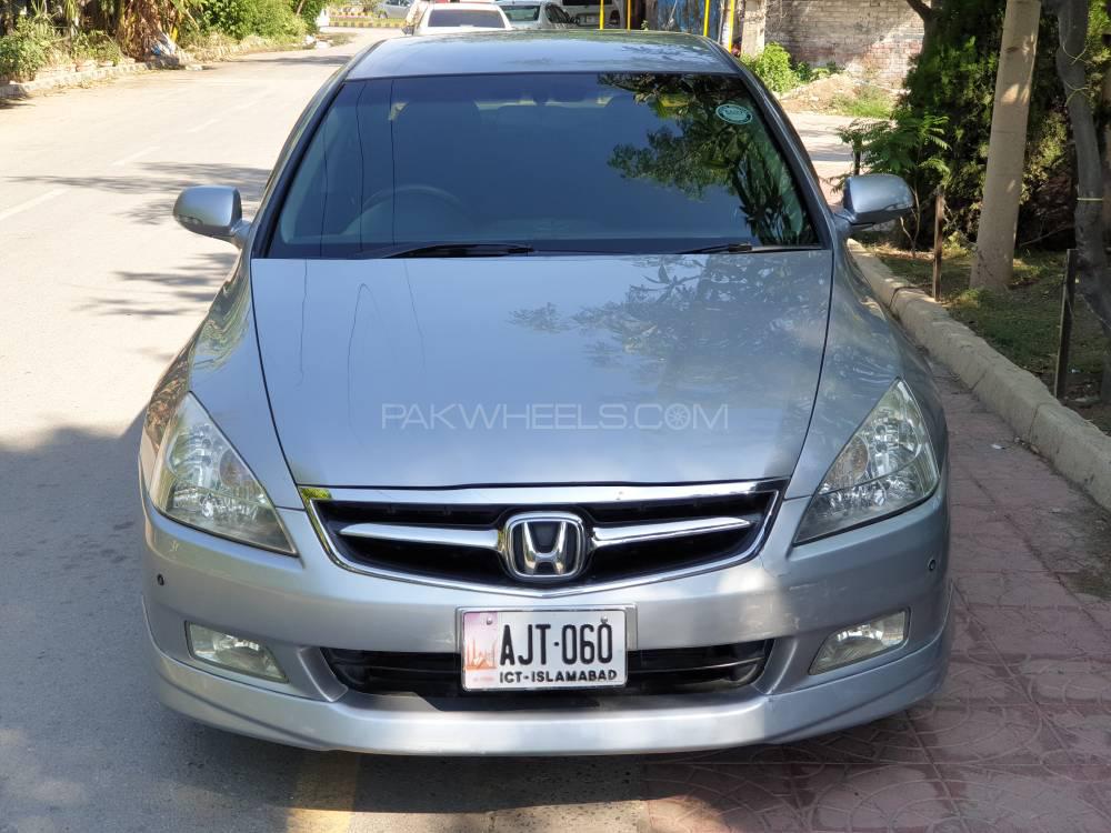 Honda Accord 2005 for Sale in Lahore Image-1