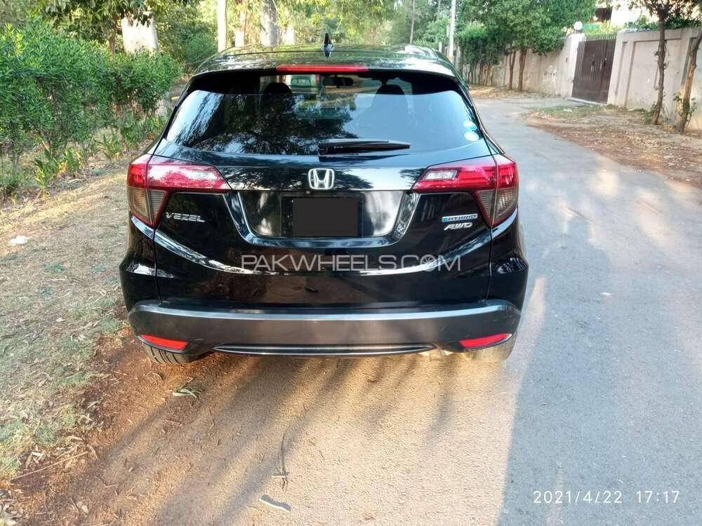 Honda Vezel 2014 for Sale in Lahore Honda Vezel 2014 for Sale in Lahore Image-6