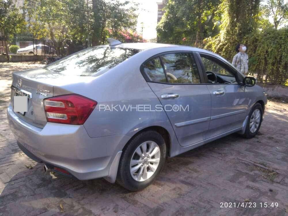 Honda City 2017 for Sale in Lahore Honda City 2017 for Sale in Lahore Image-4