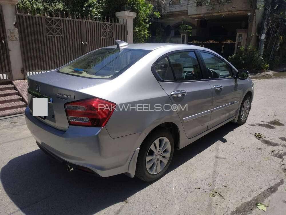 ہونڈا سٹی 2019 for Sale in لاہور ہونڈا سٹی 2019 for Sale in لاہور Image-4
