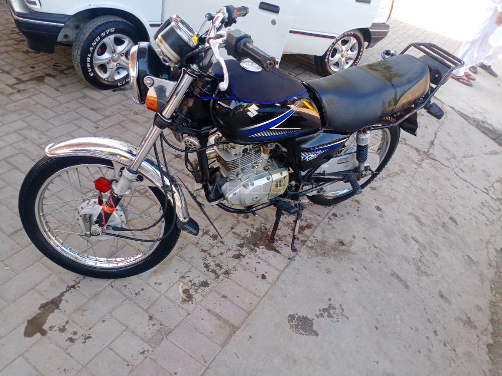 سوزوکی GS 150 SE 2013 for Sale سوزوکی GS 150 SE 2013 for Sale Image-2