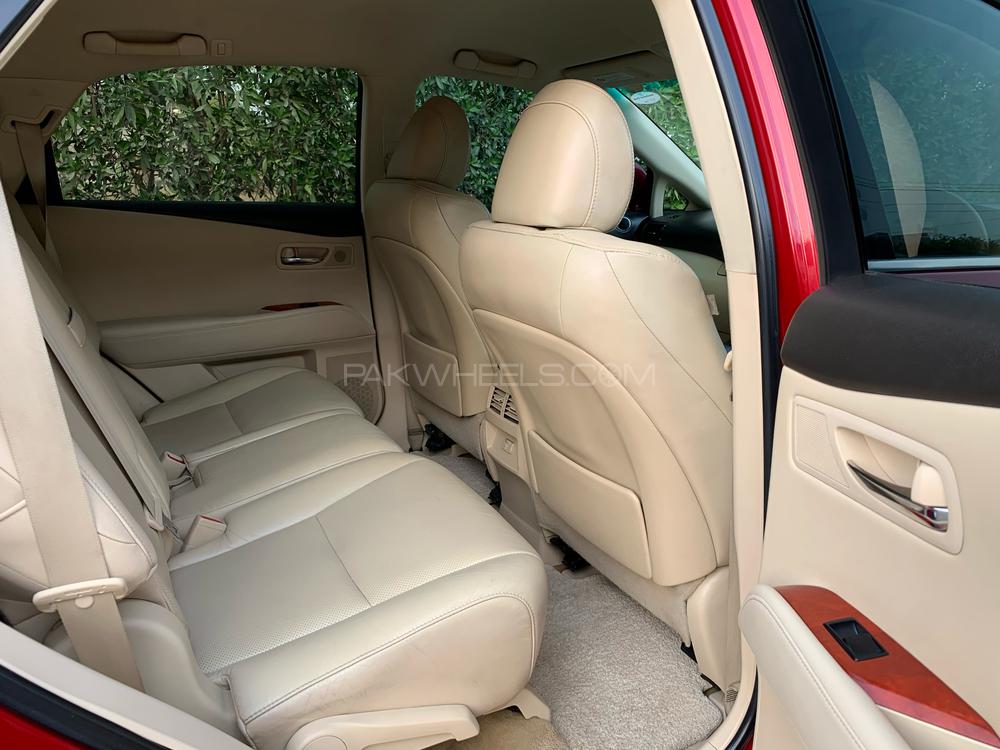 لیکزس آر ایکس سیریز 2009 for Sale in کراچی لیکزس آر ایکس سیریز 2009 for Sale in کراچی Image-14