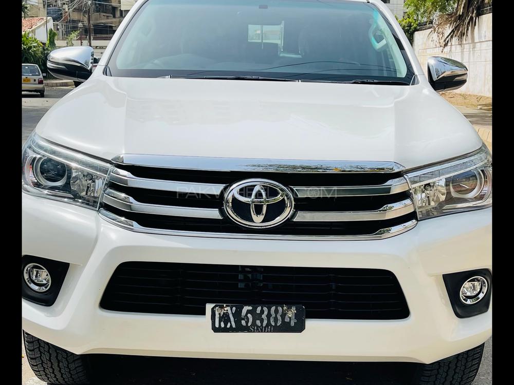 Toyota Hilux 2019 for Sale in Karachi Image-1