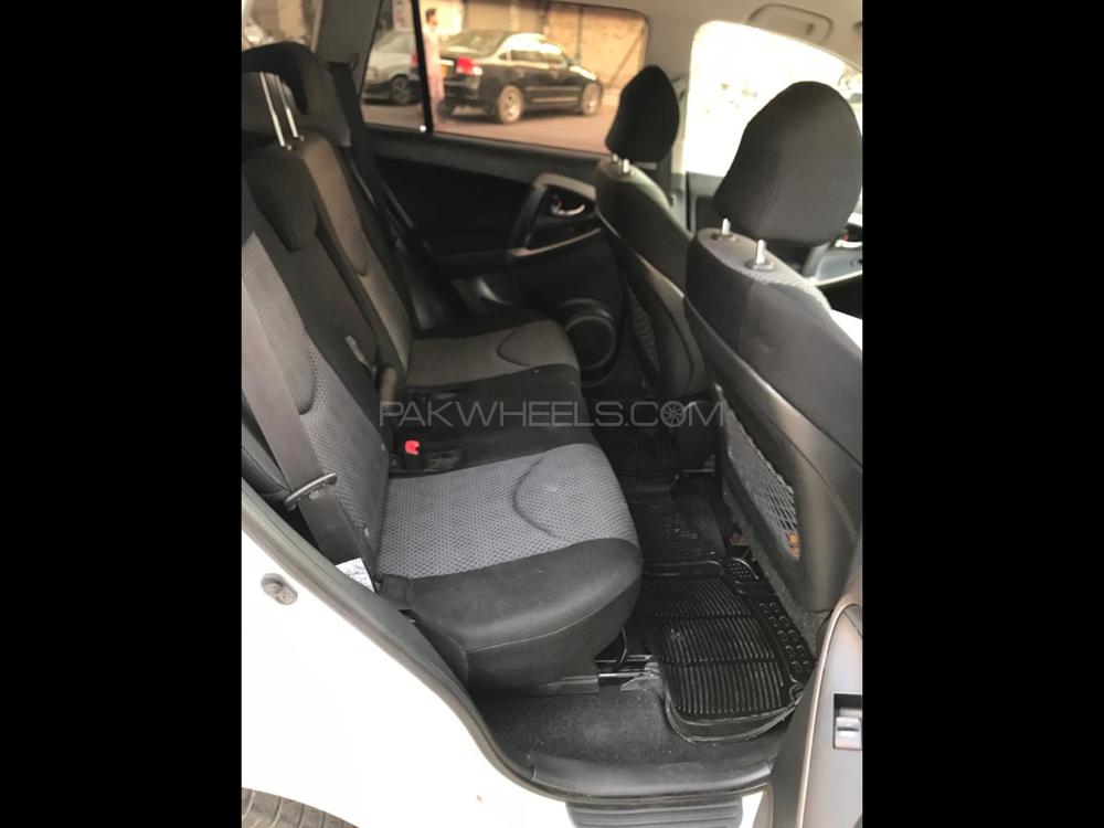 ٹویوٹا راو 4 2007 for Sale in کراچی ٹویوٹا راو 4 2007 for Sale in کراچی Image-8