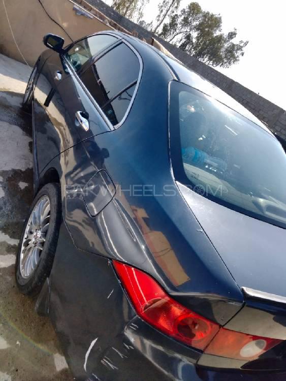 ہونڈا اکارڈ 2004 for Sale in مردان ہونڈا اکارڈ 2004 for Sale in مردان Image-2