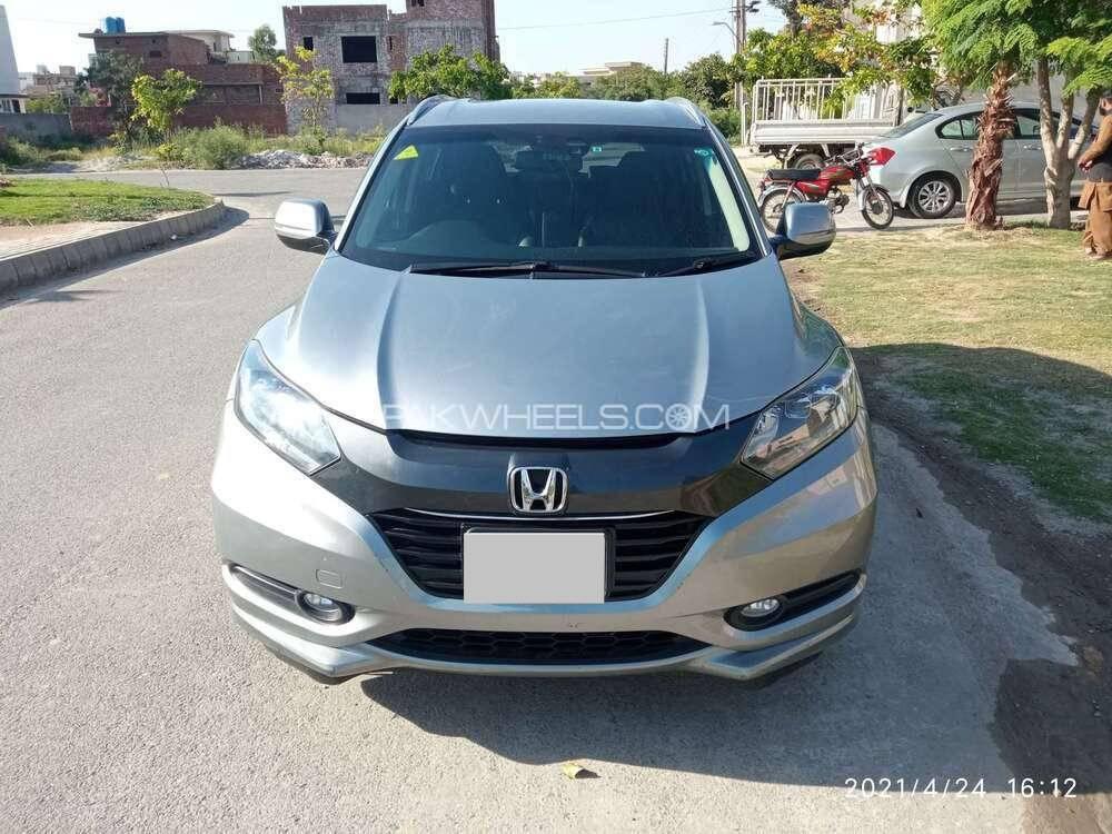 Honda Vezel 2014 for Sale in Lahore Image-1