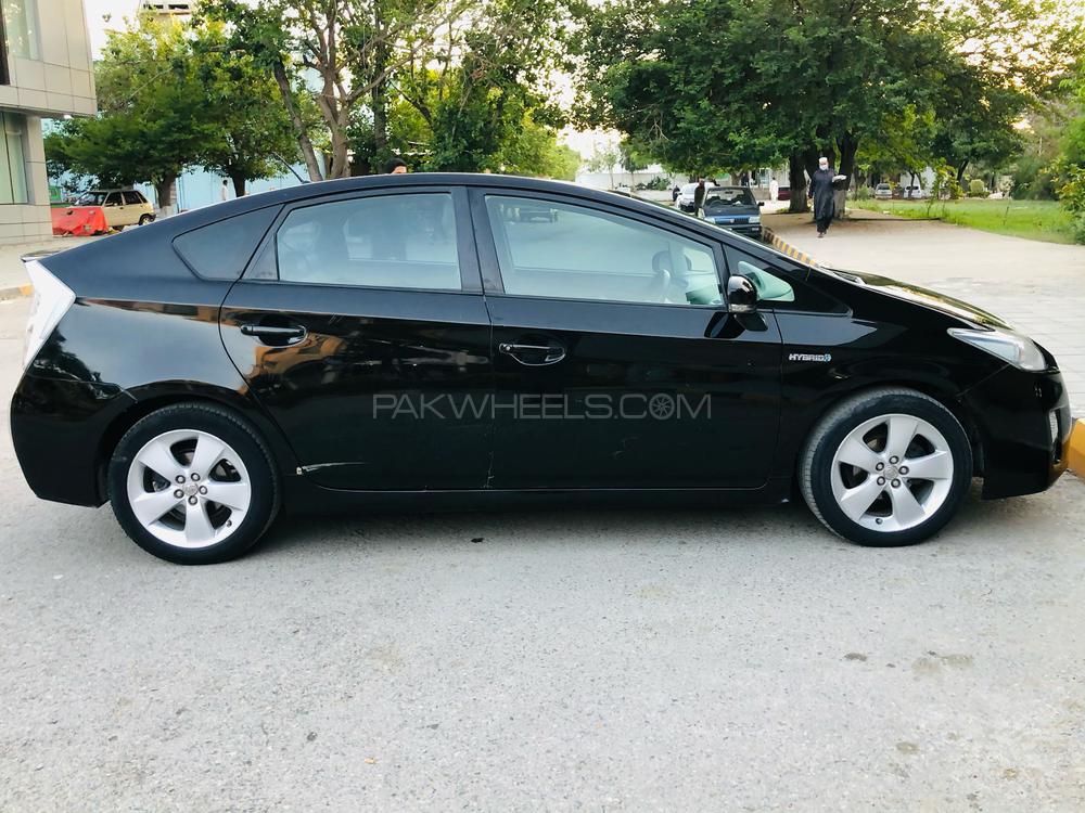 ٹویوٹا پریوس 2010 for Sale in اسلام آباد ٹویوٹا پریوس 2010 for Sale in اسلام آباد Image-5