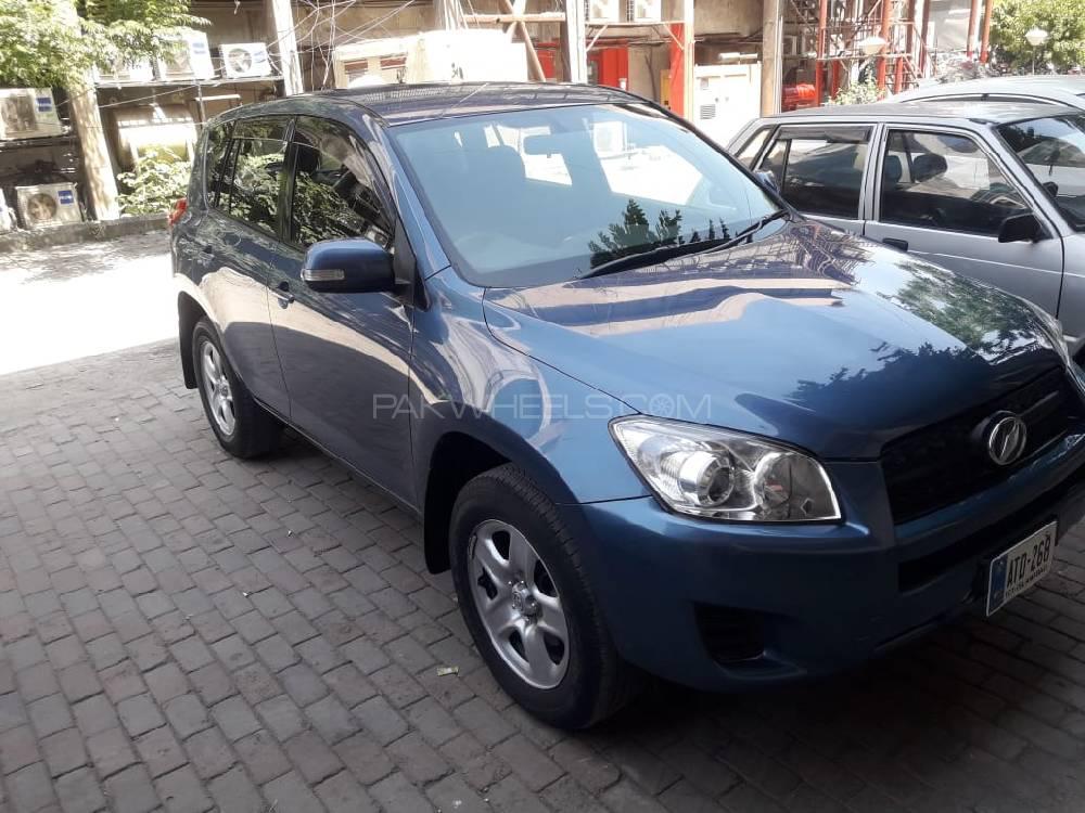 Toyota Rav4 2011 for Sale in Islamabad Image-1