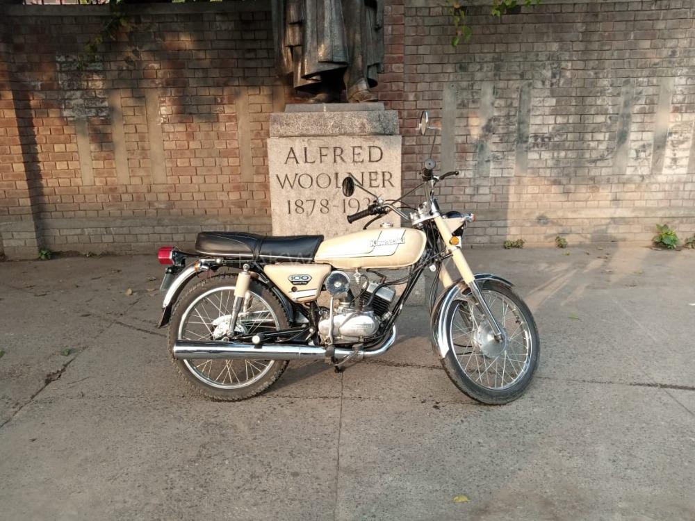 Kawasaki BALIUS ZR250 - 1981  Image-1