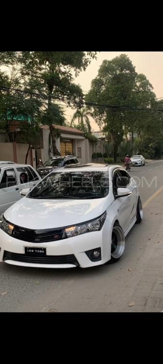 Toyota Corolla - 2015  Image-1
