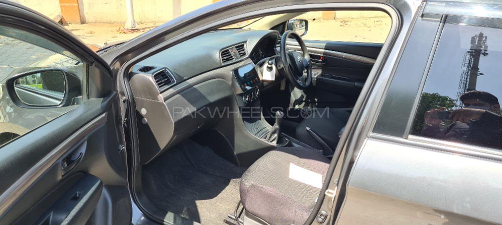 سوزوکی سیاز 2018 for Sale in سیالکوٹ سوزوکی سیاز 2018 for Sale in سیالکوٹ Image-12