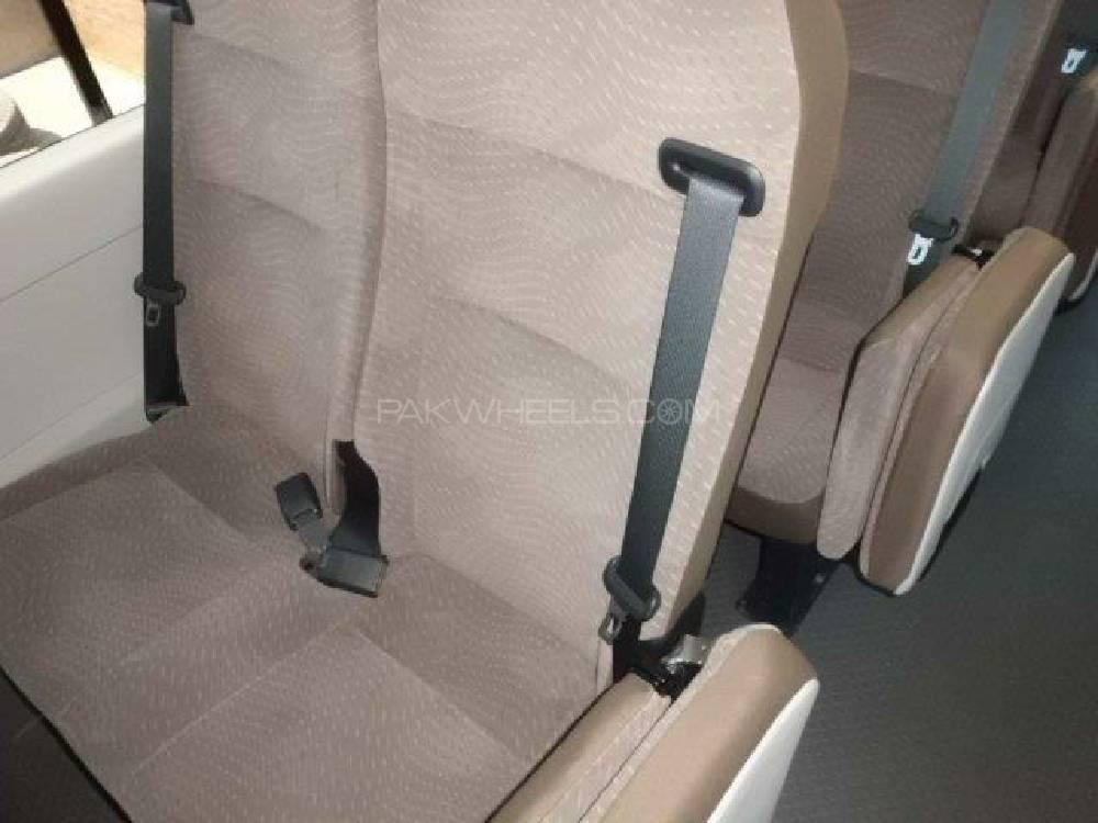 Toyota Coaster 2017 for Sale in Lahore Toyota Coaster 2017 for Sale in Lahore Image-6