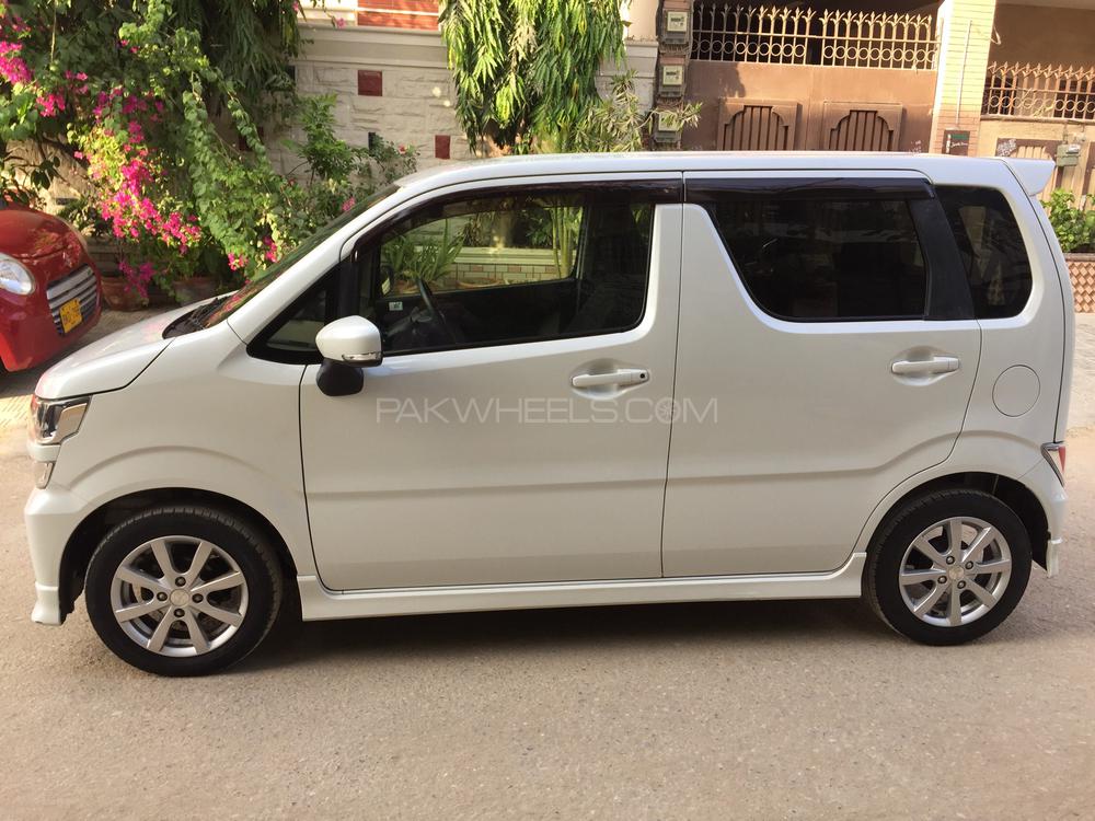 Mazda Flair 2017 for Sale in Karachi Mazda Flair 2017 for Sale in Karachi Image-8