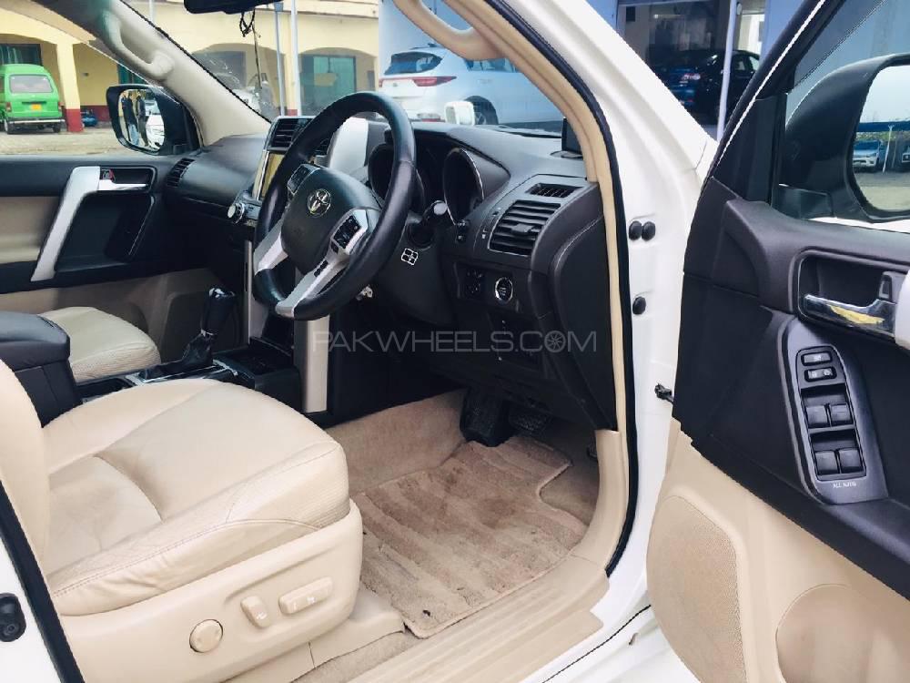 Toyota Prado 2012 for Sale in Gujrat Toyota Prado 2012 for Sale in Gujrat Image-5