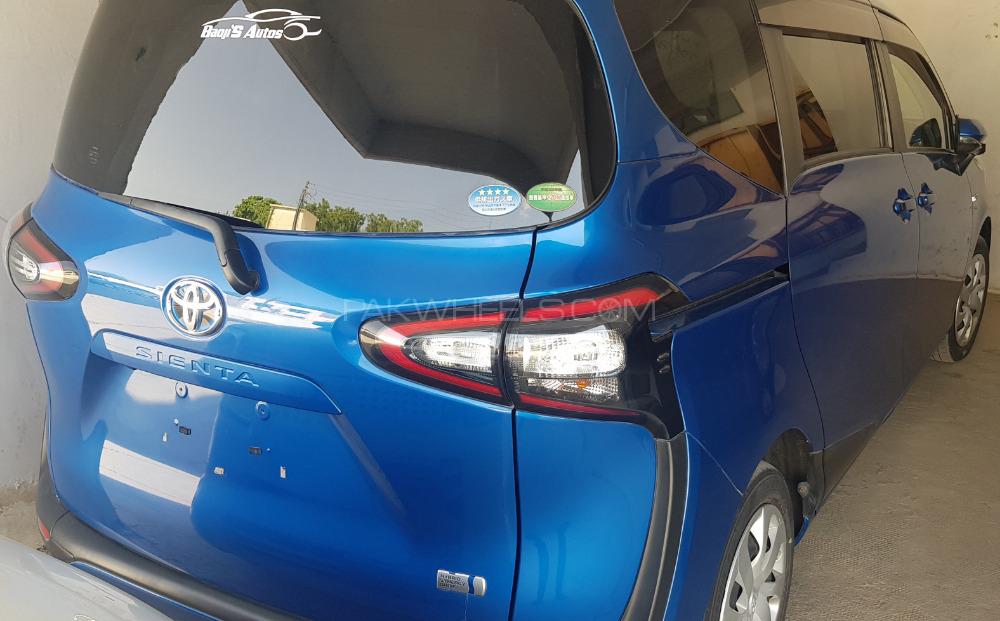 Toyota Sienta 2016 for Sale in Karachi Image-1