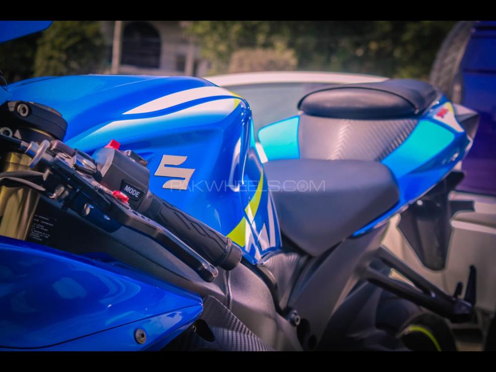 سوزوکی GSX-R600 2015 for Sale سوزوکی GSX-R600 2015 for Sale Image-4