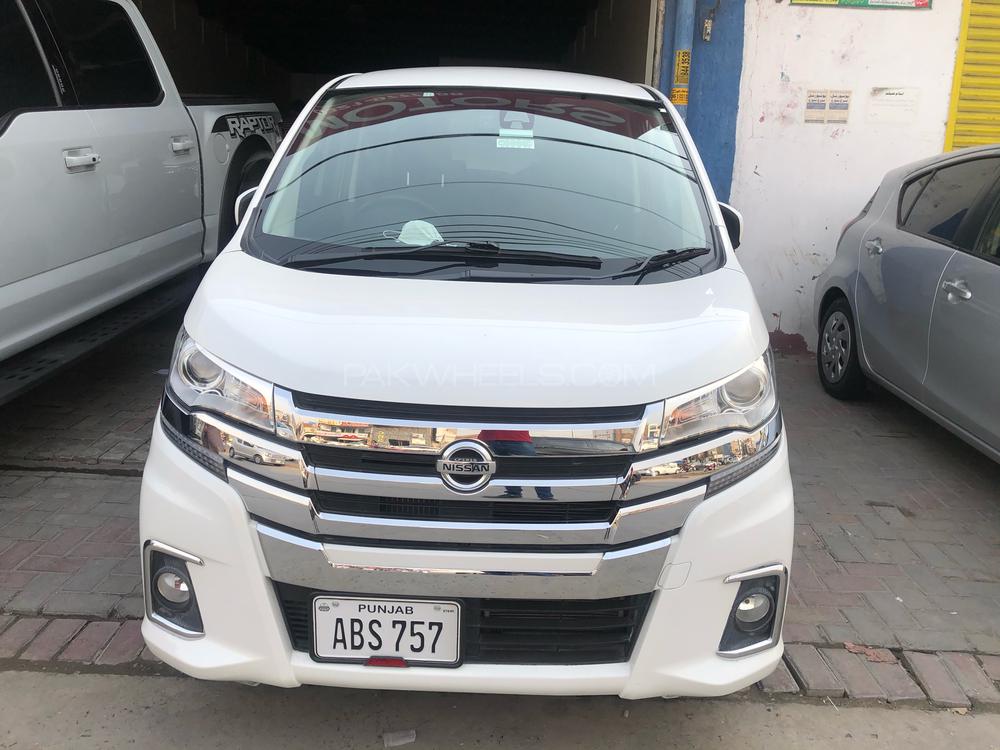 Nissan Dayz Highway Star 2018 for Sale in Lahore Image-1
