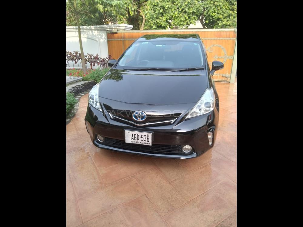 ٹویوٹا پریوس الفا 2014 for Sale in سیالکوٹ Image-1