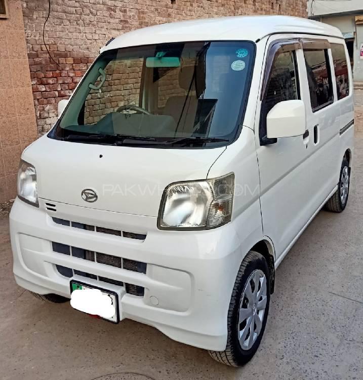 Daihatsu hijet 2018