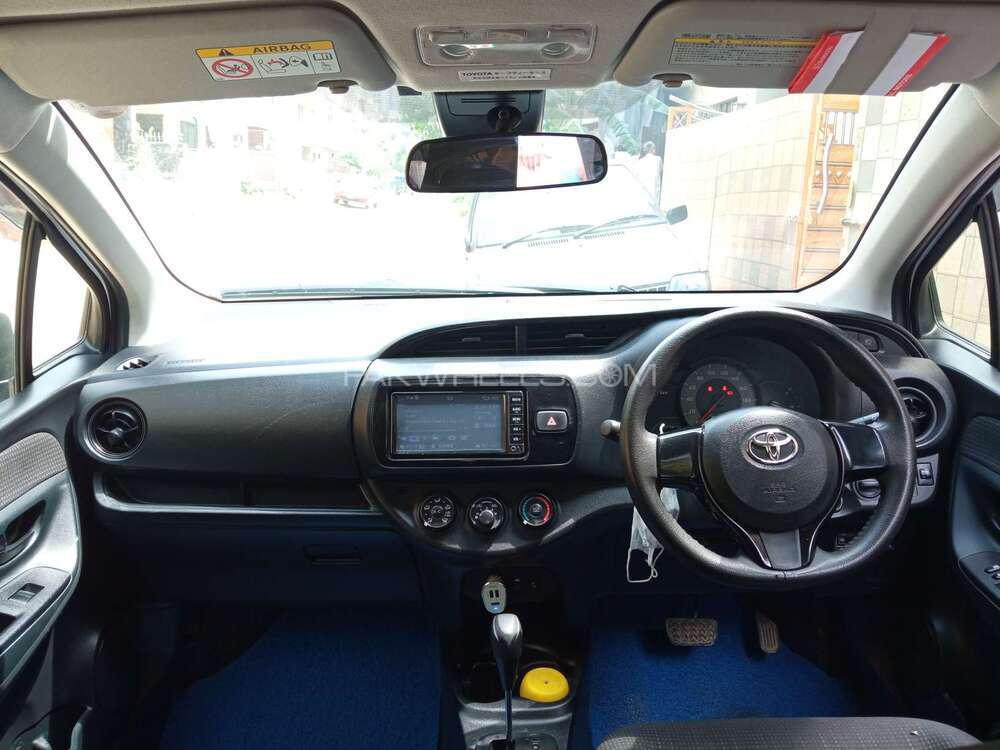 Toyota Vitz 2017 for Sale in Islamabad Toyota Vitz 2017 for Sale in Islamabad Image-9