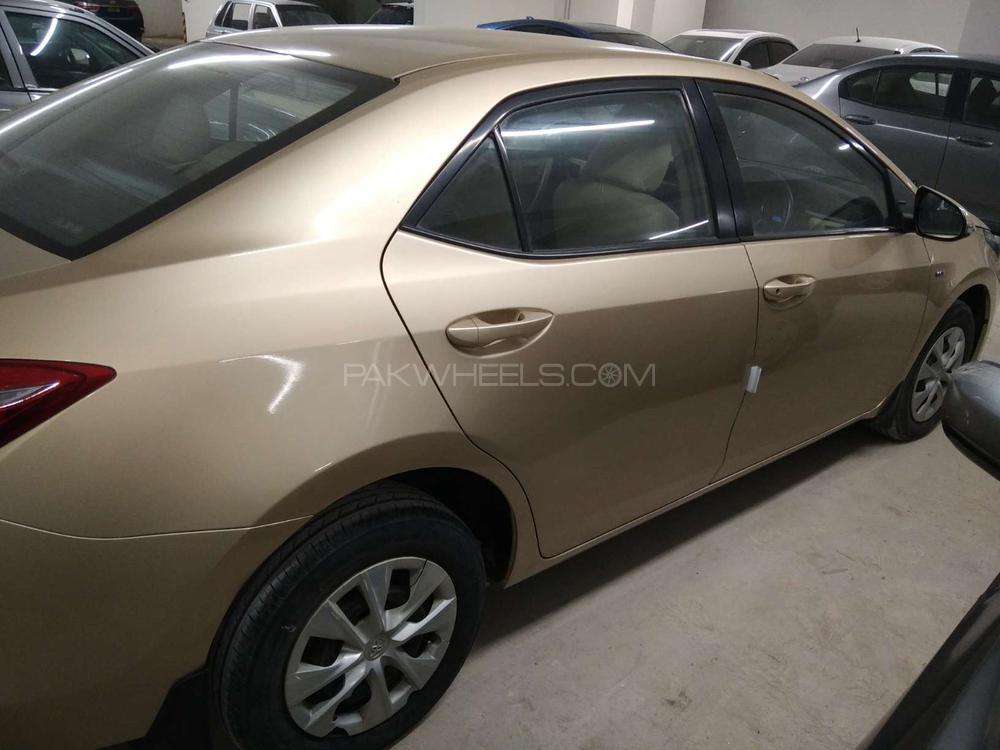 Toyota Corolla 2015 for Sale in Karachi Toyota Corolla 2015 for Sale in Karachi Image-11