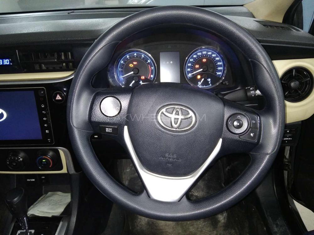 Toyota Corolla 2018 for Sale in Karachi Toyota Corolla 2018 for Sale in Karachi Image-4