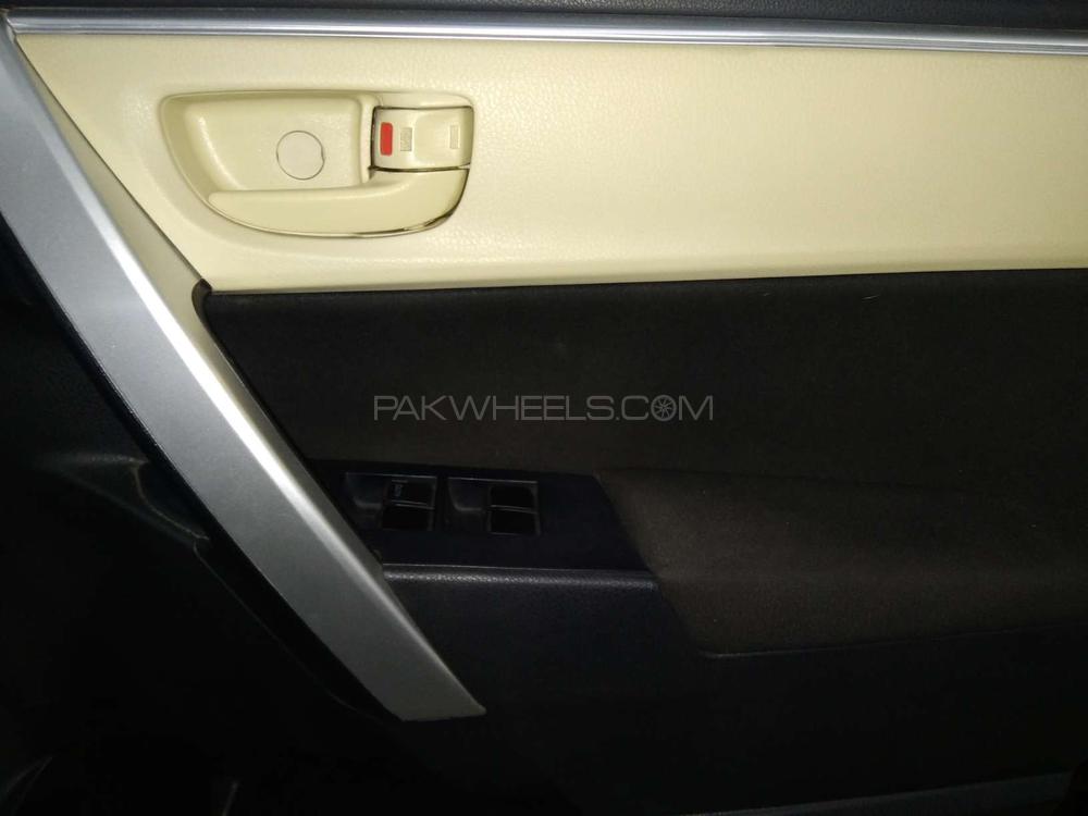 Toyota Corolla 2019 for Sale in Karachi Toyota Corolla 2019 for Sale in Karachi Image-8