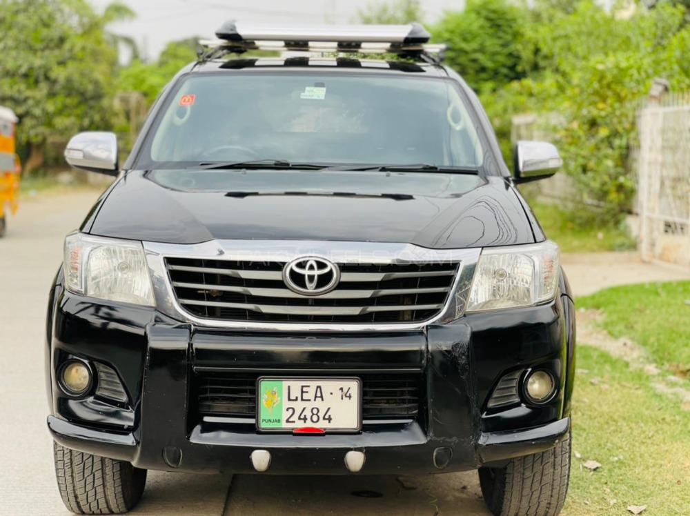 ٹویوٹا ہائیلکس 2014 for Sale in جہلم Image-1