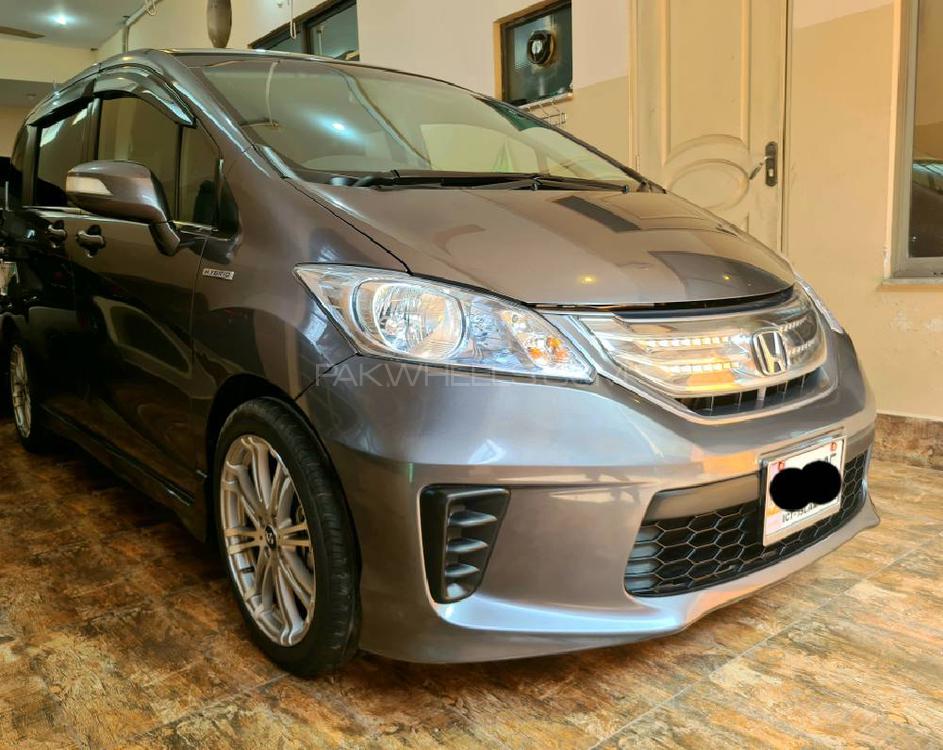 Honda Freed 2013 for Sale in Lahore Honda Freed 2013 for Sale in Lahore Image-4