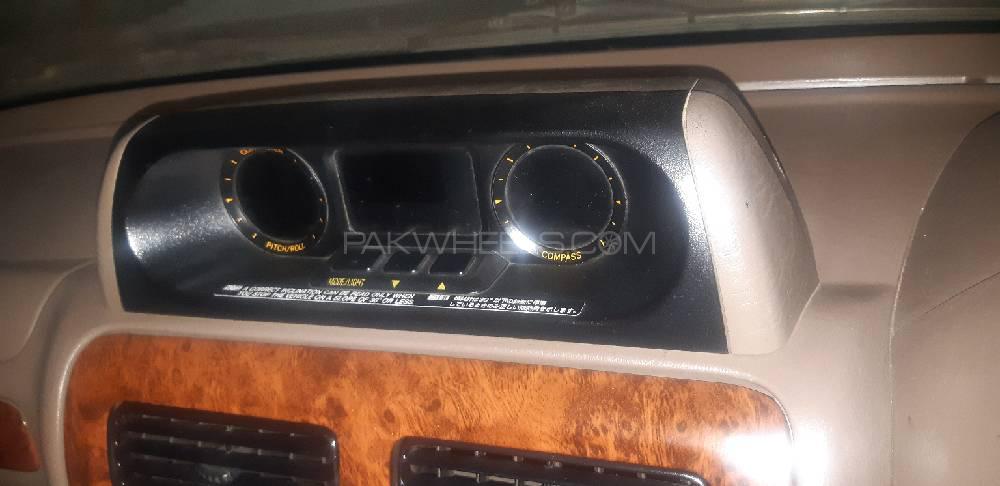 Toyota Prado 2001 for Sale in Peshawar Toyota Prado 2001 for Sale in Peshawar Image-8