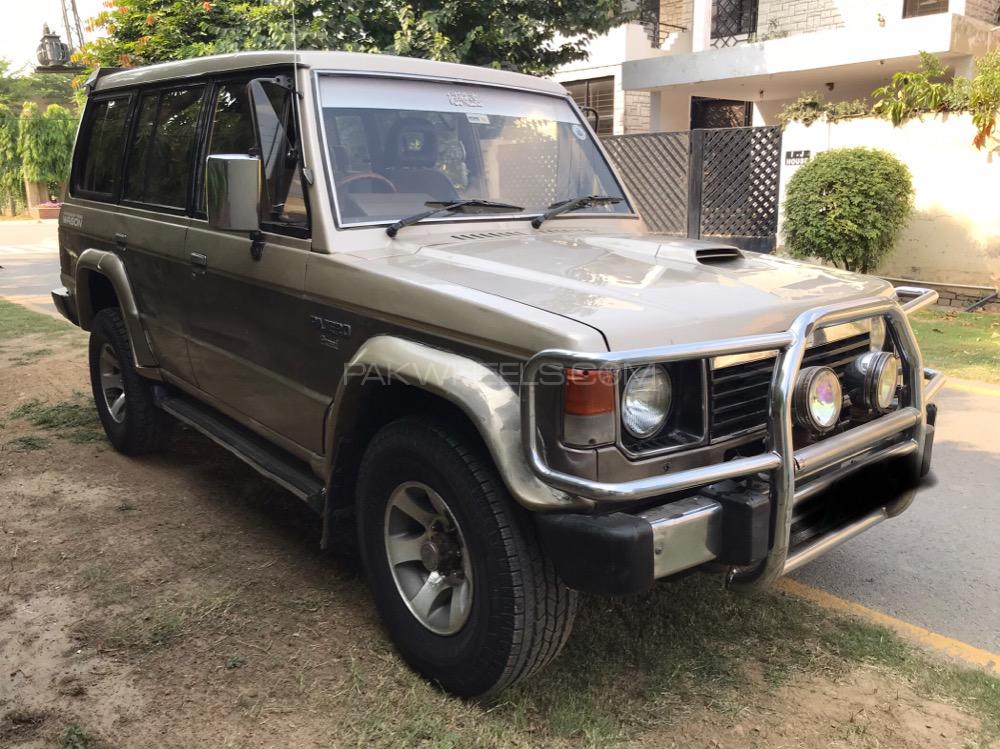 Mitsubishi Pajero 1987 for Sale in Lahore Mitsubishi Pajero 1987 for Sale in Lahore Image-3