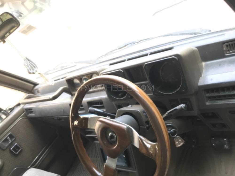 Mitsubishi Pajero 1987 for Sale in Lahore Mitsubishi Pajero 1987 for Sale in Lahore Image-7