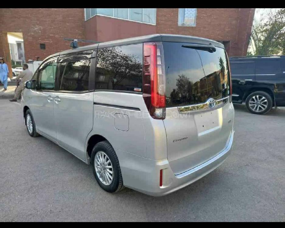 Toyota Noah 2014 for Sale in Rawalpindi Image-1