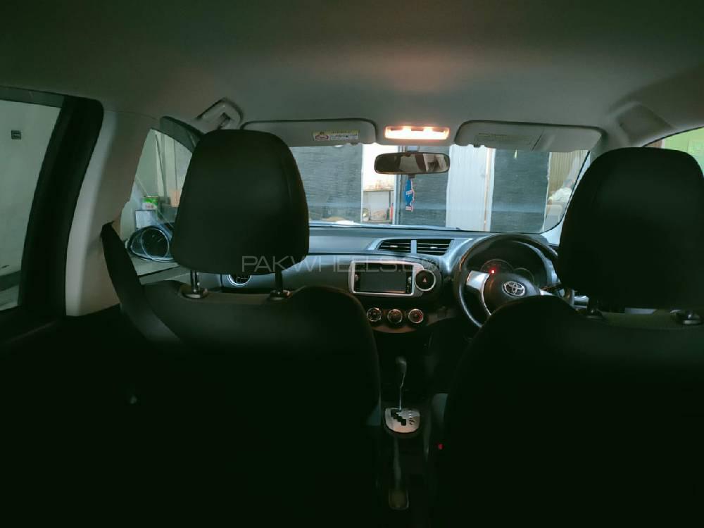 Toyota Vitz 2013 for Sale in Peshawar Toyota Vitz 2013 for Sale in Peshawar Image-7