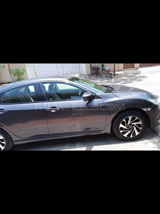 Honda Civic 2018 for Sale in Karachi Honda Civic 2018 for Sale in Karachi Image-3