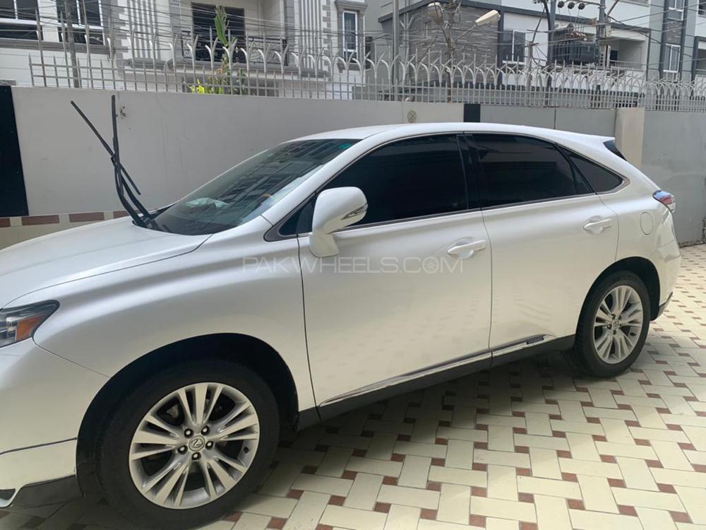 Lexus RX Series 2010 for Sale in Karachi Lexus RX Series 2010 for Sale in Karachi Image-3